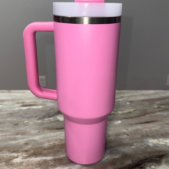 Stanley - Picture 4 of 5